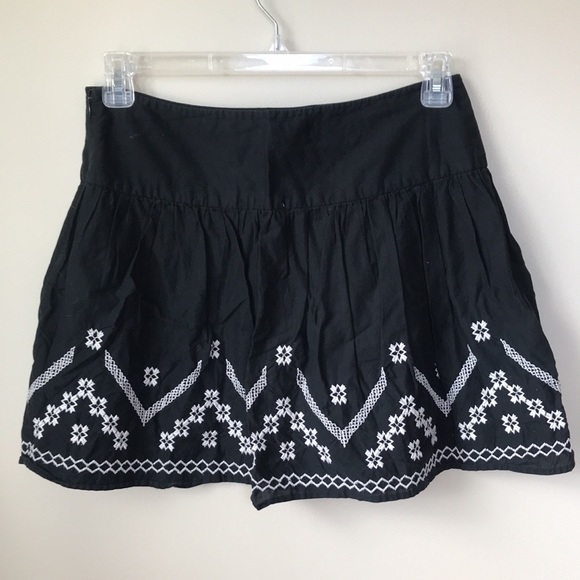 Kimchi Blue black and white embroidered skirt - Picture 2 of 5